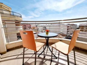 Comfortable Apartment Near The Port And The Center